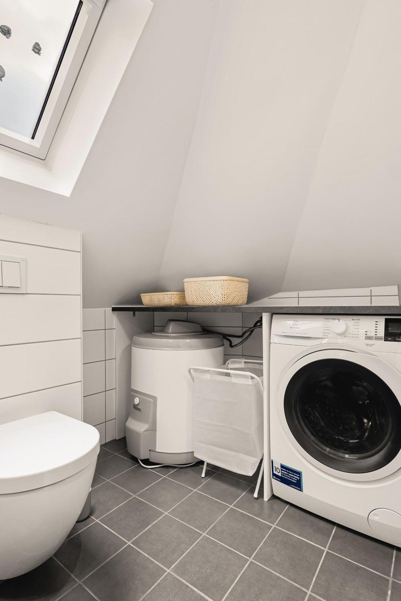 Dinbnb Apartments I 350M To Bryggen I Renovated 2023 I Quiet Top Apart Берген Екстер'єр фото